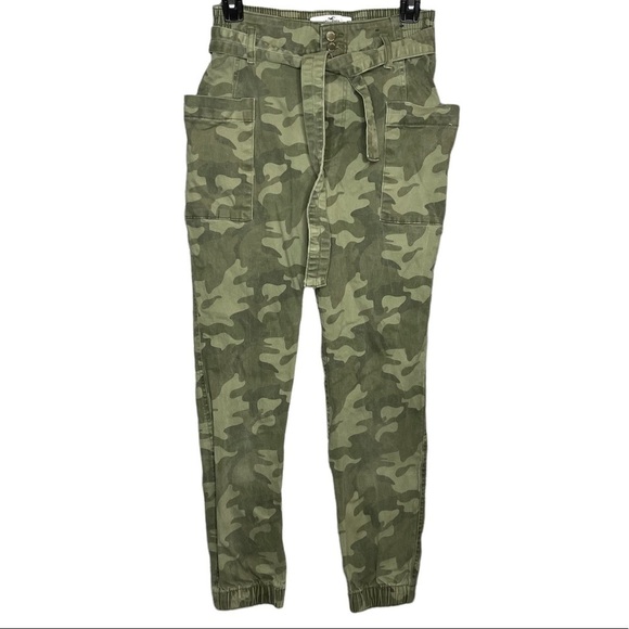 Hollister ultra high rise skinny jogger camo small cargo utility pants - Picture 1 of 4